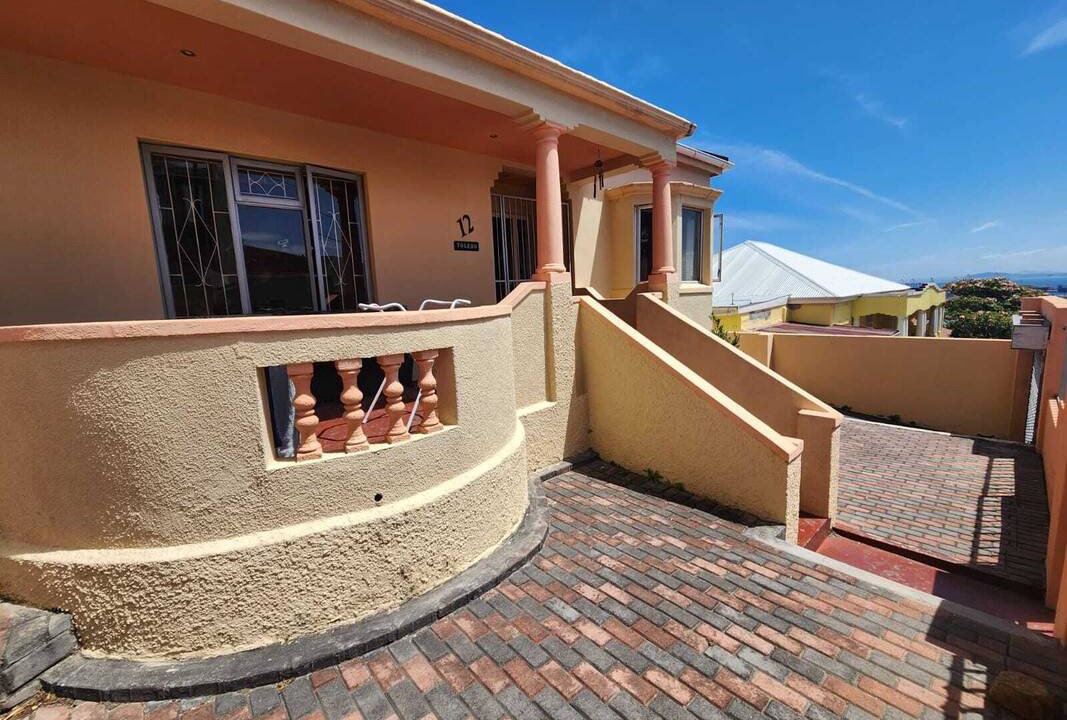 Photo of Patio Balcony in Cape Town City Centre