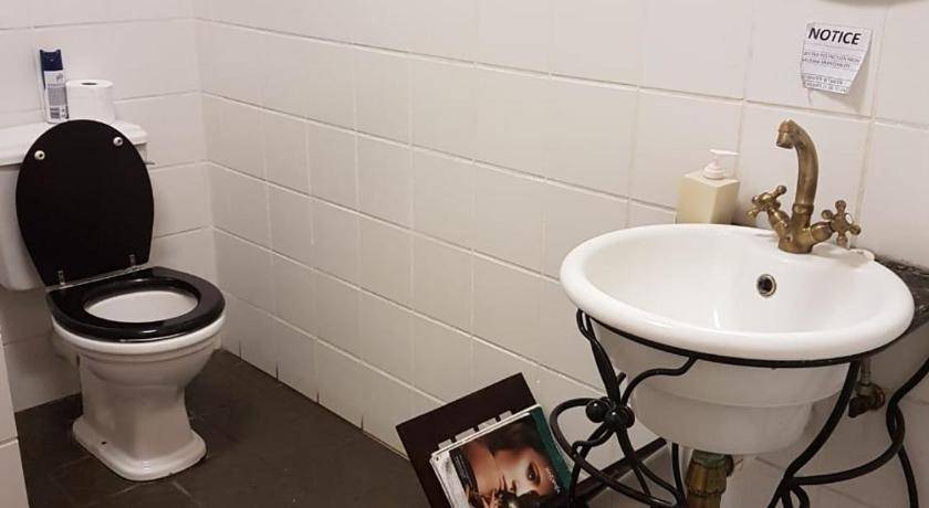 Photo of Bathroom in Musina