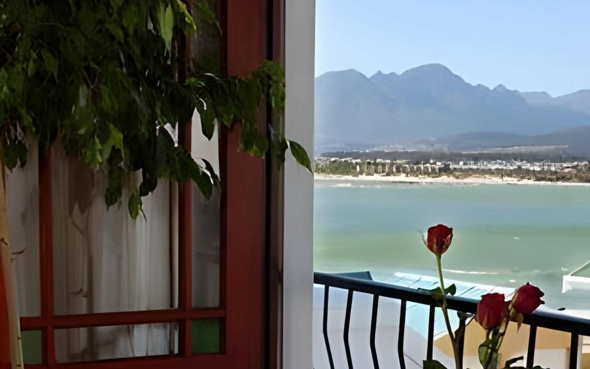 Photo of Others in Gordons Bay Central