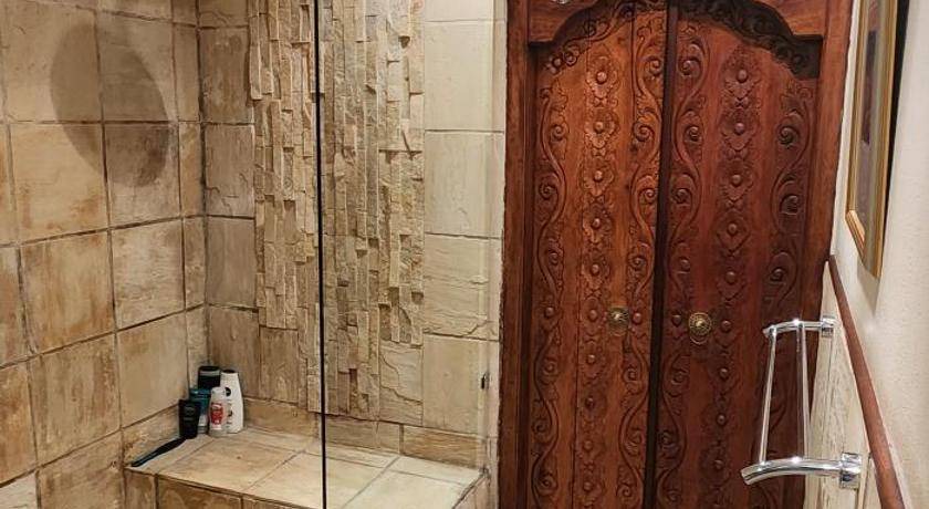 Photo of Bathroom in Kosmos
