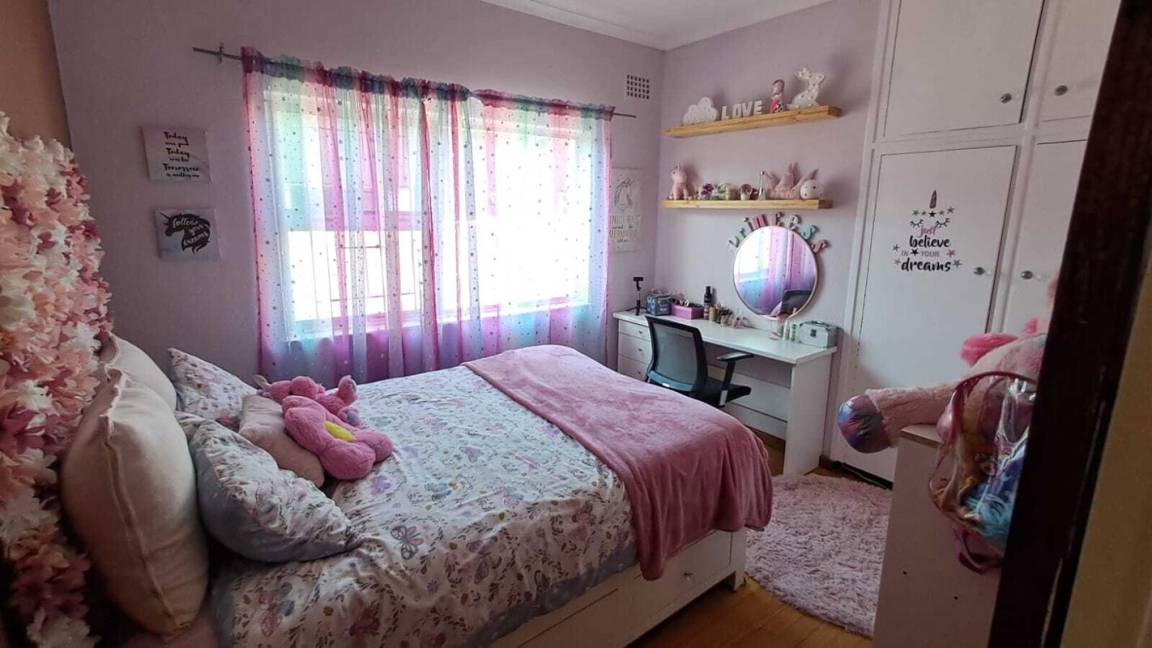 Photo of Bedroom in Goodwood