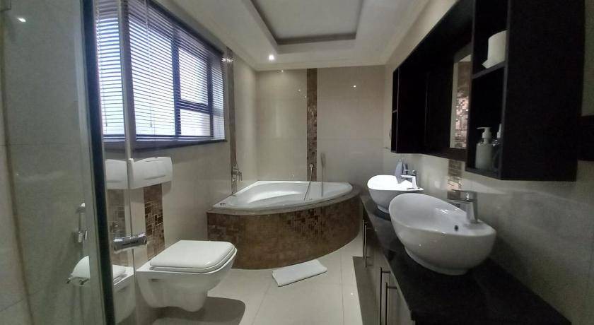 Photo of Bathroom in Strand