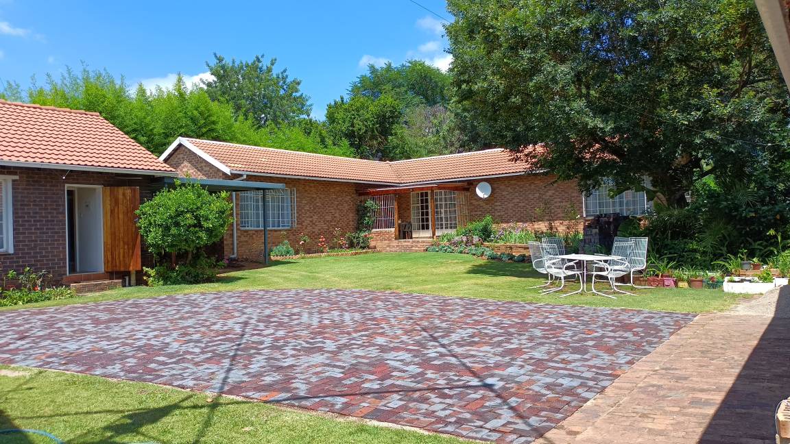 Photo of Others in Greater Johannesburg Metropolitan Area
