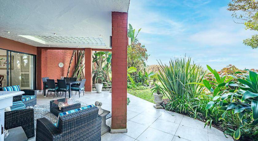 Photo of Patio Balcony in Sheffield Beach