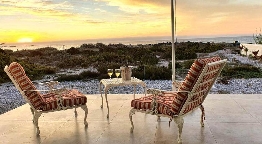 Photo of Others in Paternoster