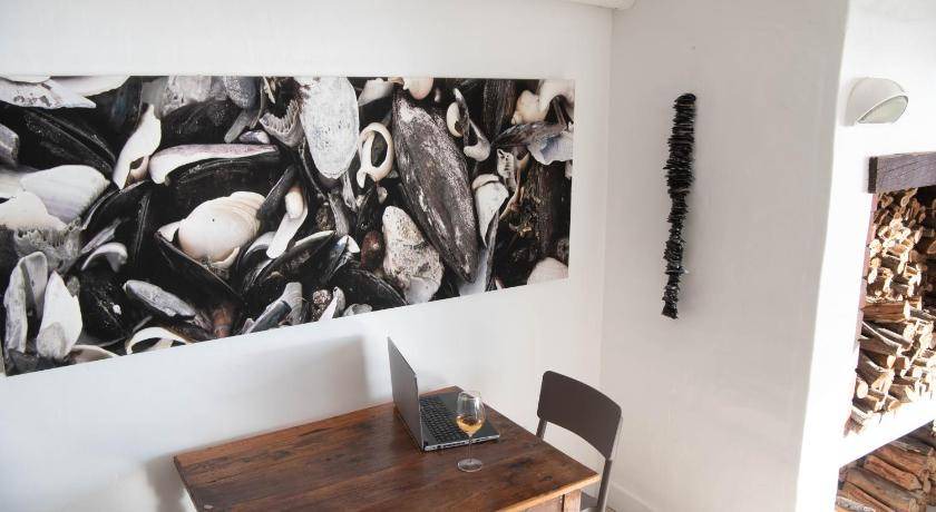 Photo of Others in Paternoster
