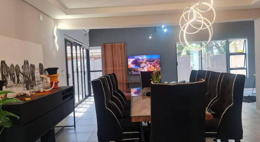 Photo of Livingroom in Malelane