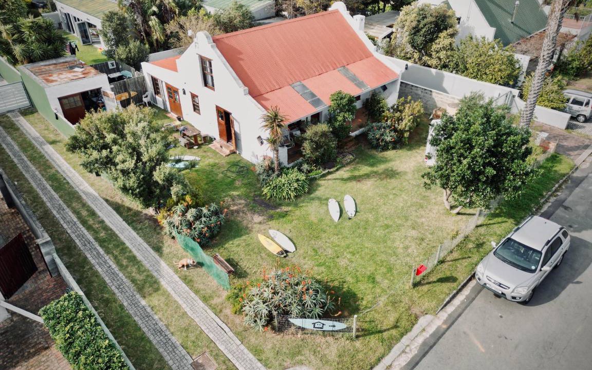Photo of Buildings in Westcliff