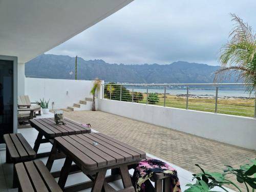 Photo of Others in Gordons Bay Central