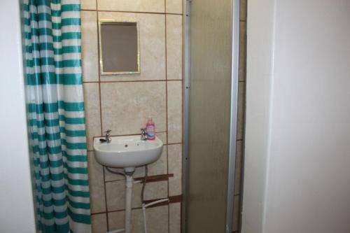 Photo of Bathroom in Steinkopf