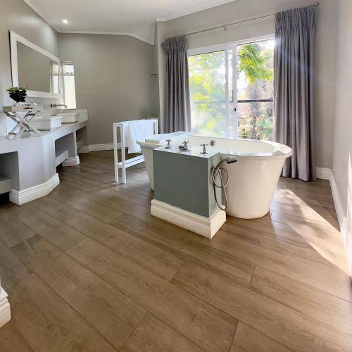 Photo of Bathroom in Constantia Kloof