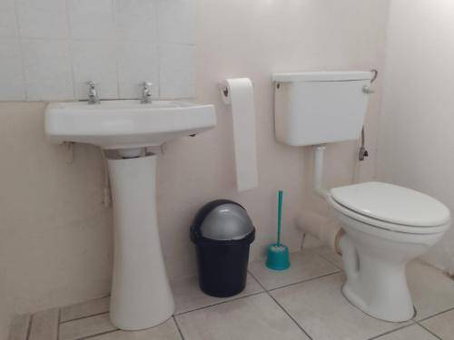 Photo of Bathroom in Faerie Glen