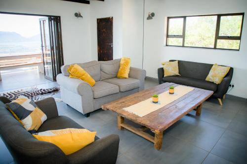 Photo of Livingroom in Broederstroom