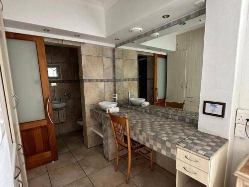 Photo of Bathroom in Saldanha
