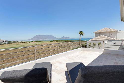 Photo of Patio Balcony in Sunset Beach