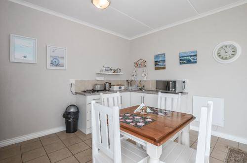 Photo of Others in Yzerfontein