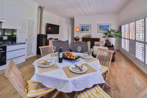 Photo of Livingroom in Belville