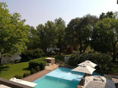 Photo of Others in Parys