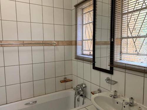 Photo of Bathroom in Bayswater
