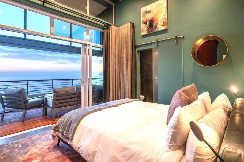 Photo of Others in Bloubergstrand
