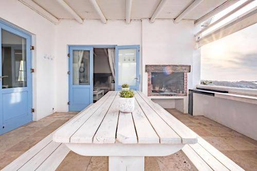 Photo of Others in Paternoster