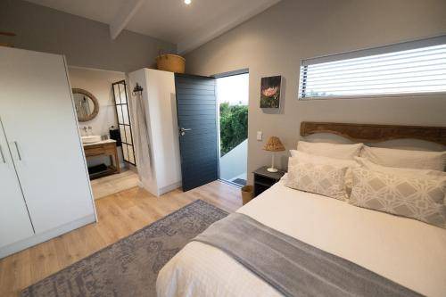 Photo of Others in Noordhoek