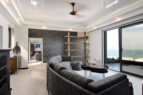 Photo of Livingroom in Shaka's Rock