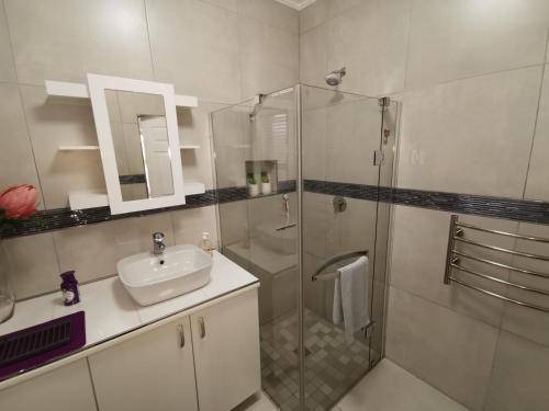 Photo of Bathroom in Kenridge