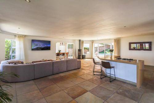 Photo of Livingroom in Wilderness Beach