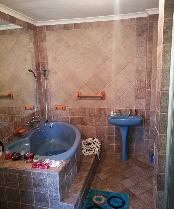 Photo of Bathroom in Primrose