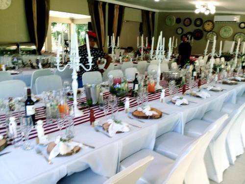 Photo of Others in Parys