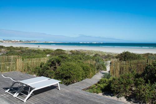 Photo of Others in Paternoster