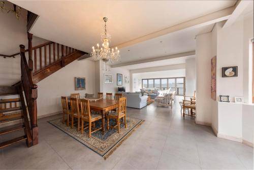 Photo of Livingroom in Gordons Bay Central