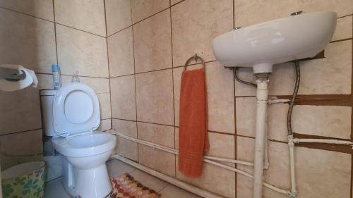 Photo of Bathroom in Steinkopf