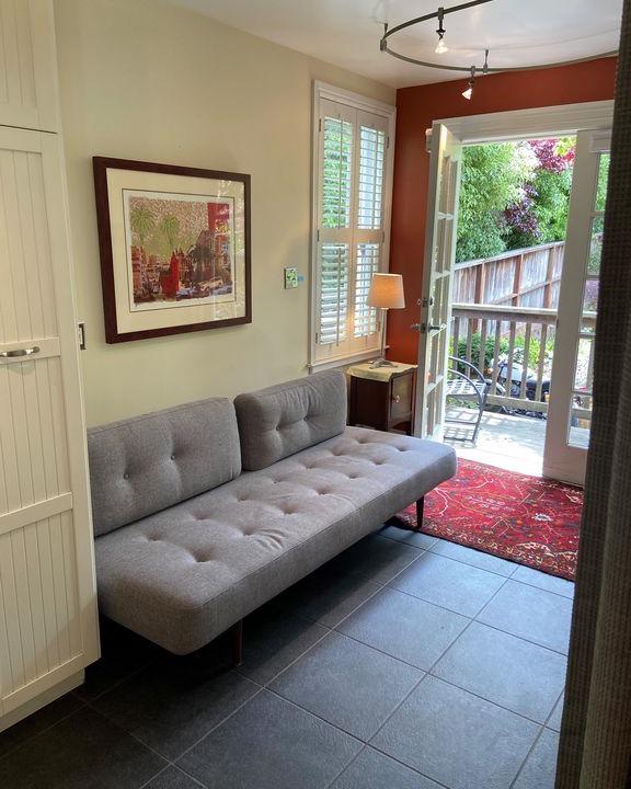 Photo of Livingroom in Ashbury Heights