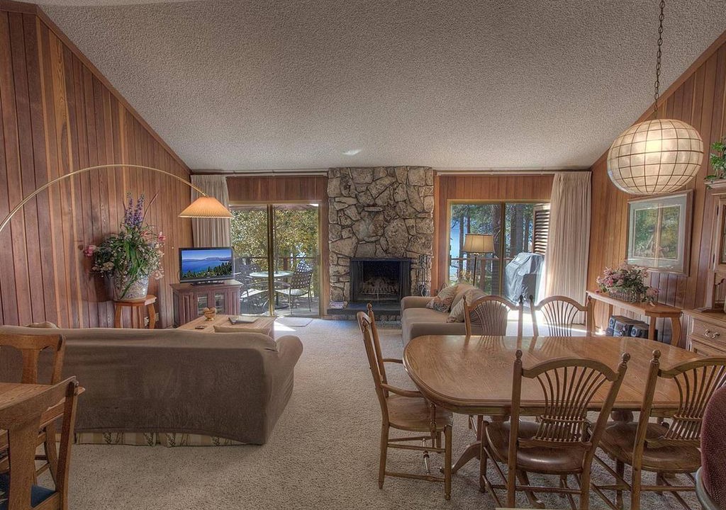 Photo of Livingroom in Brockway