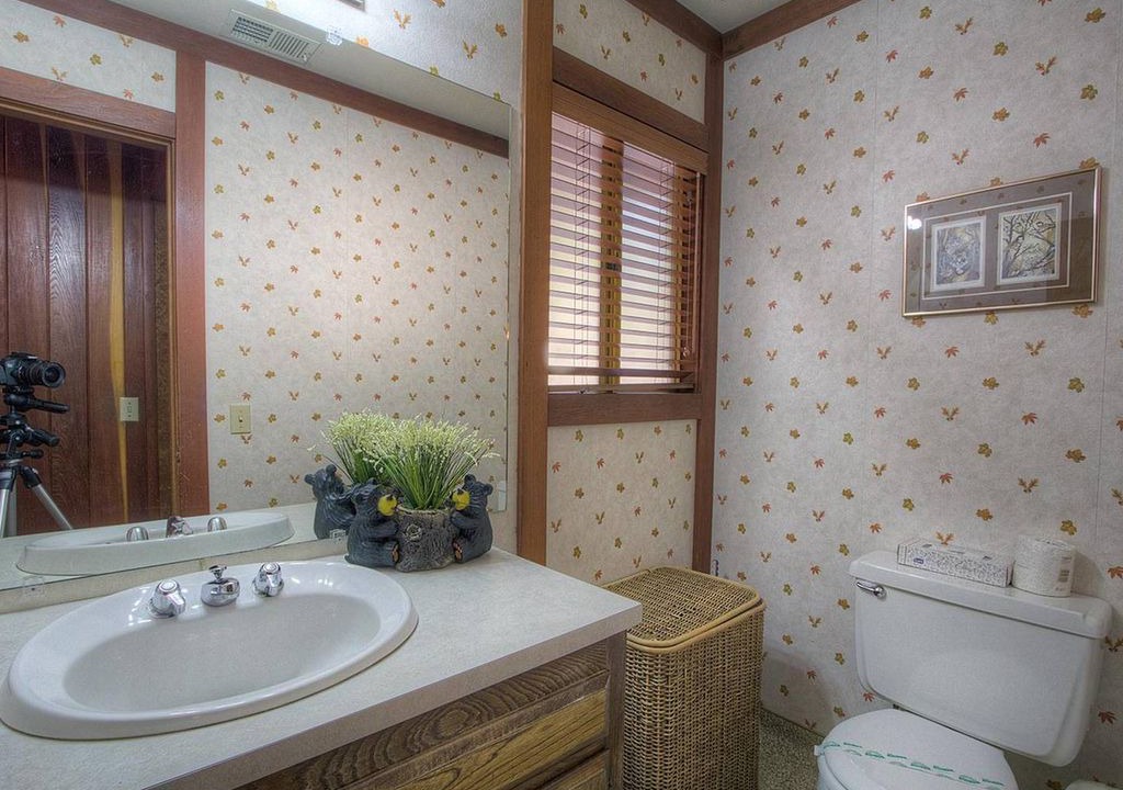 Photo of Bathroom in Brockway