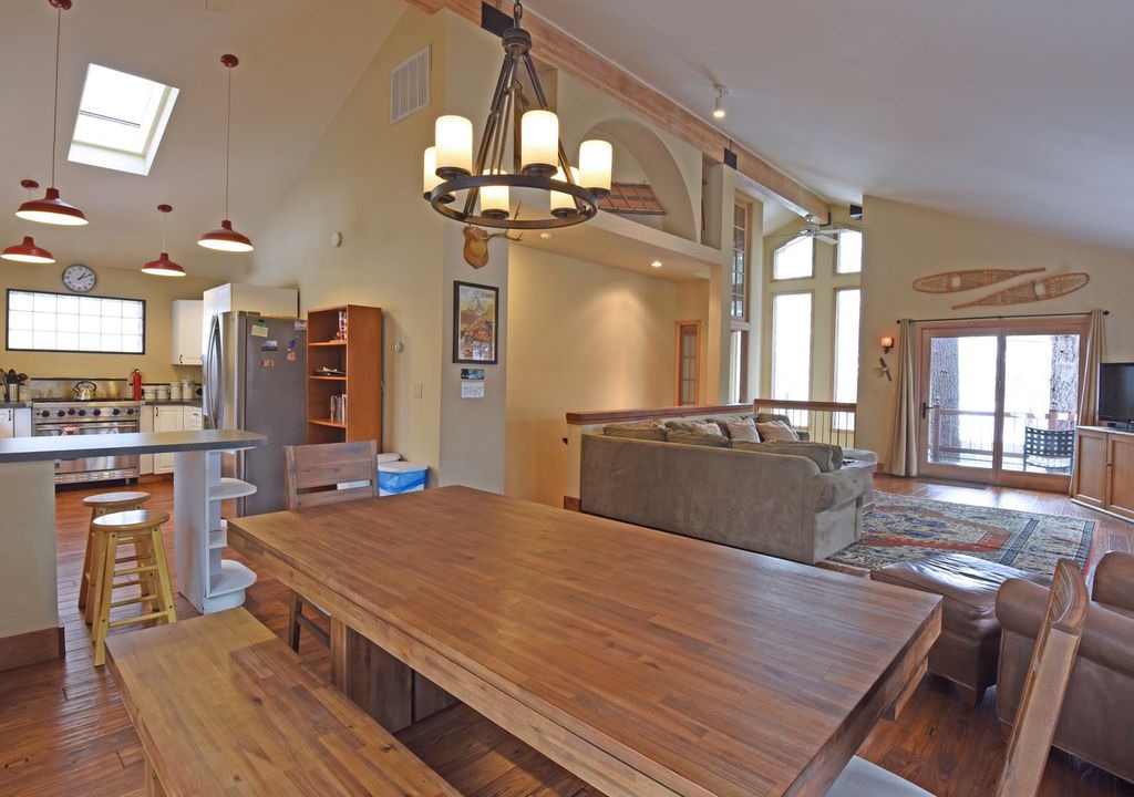 Photo of Livingroom in Brockway