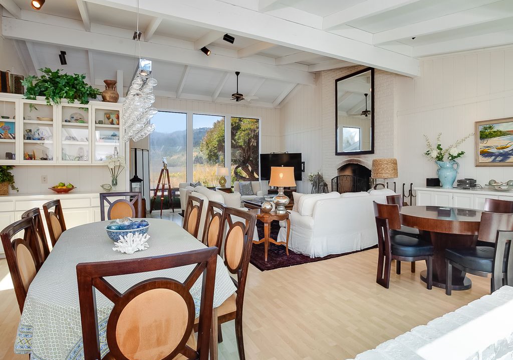 Photo of Livingroom in Stinson Beach