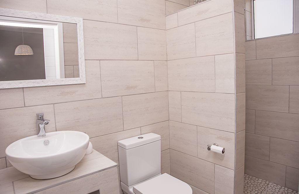 Photo of Bathroom in Yzerfontein