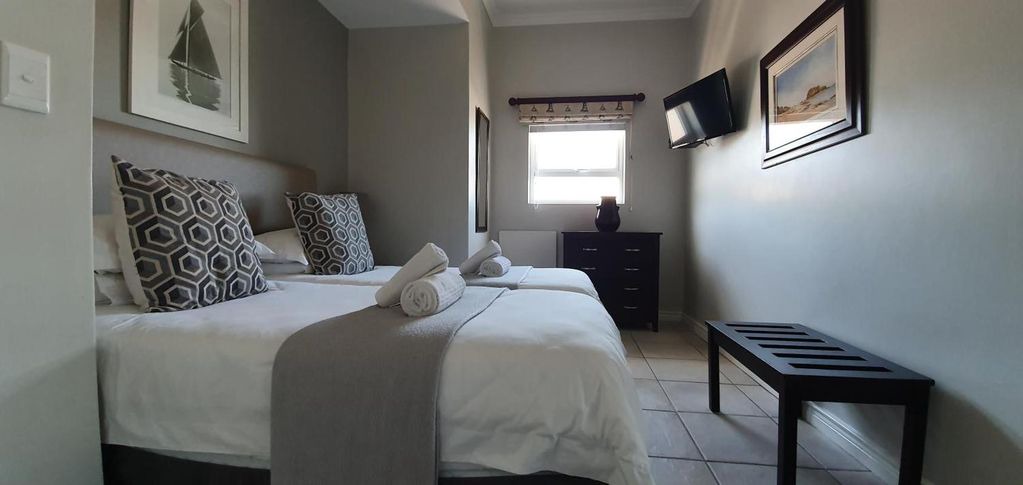 Photo of Bedroom in Brenton-on-Sea