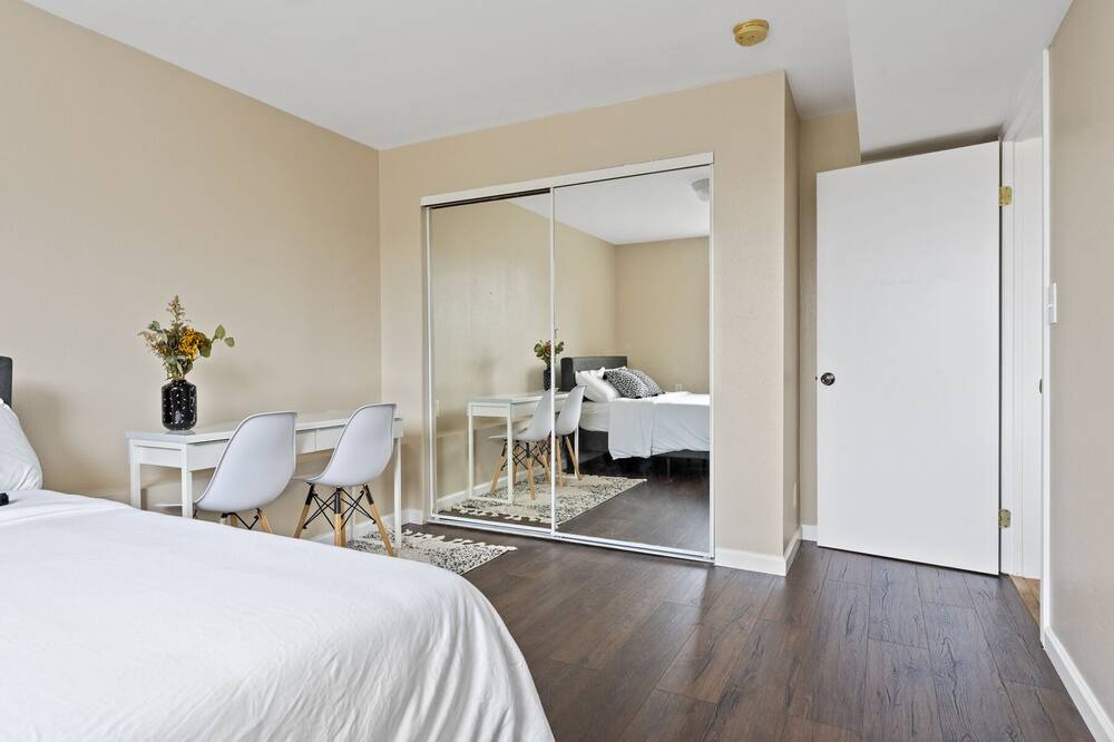 Photo of Bedroom in Westlake