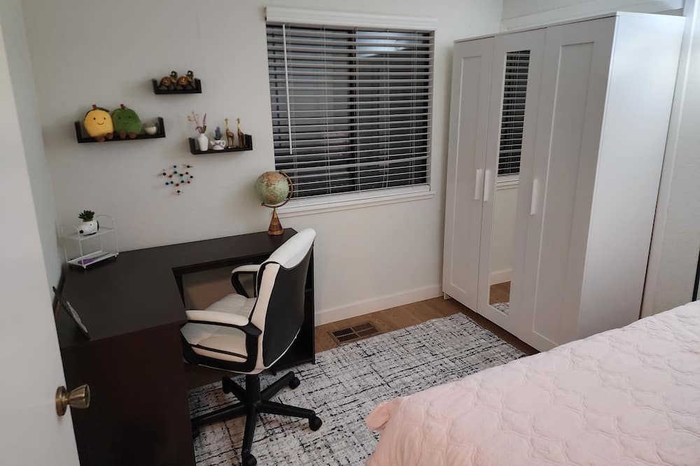 Photo of Bedroom in Lafayette