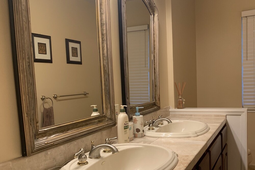 Photo of Bathroom in Loyola