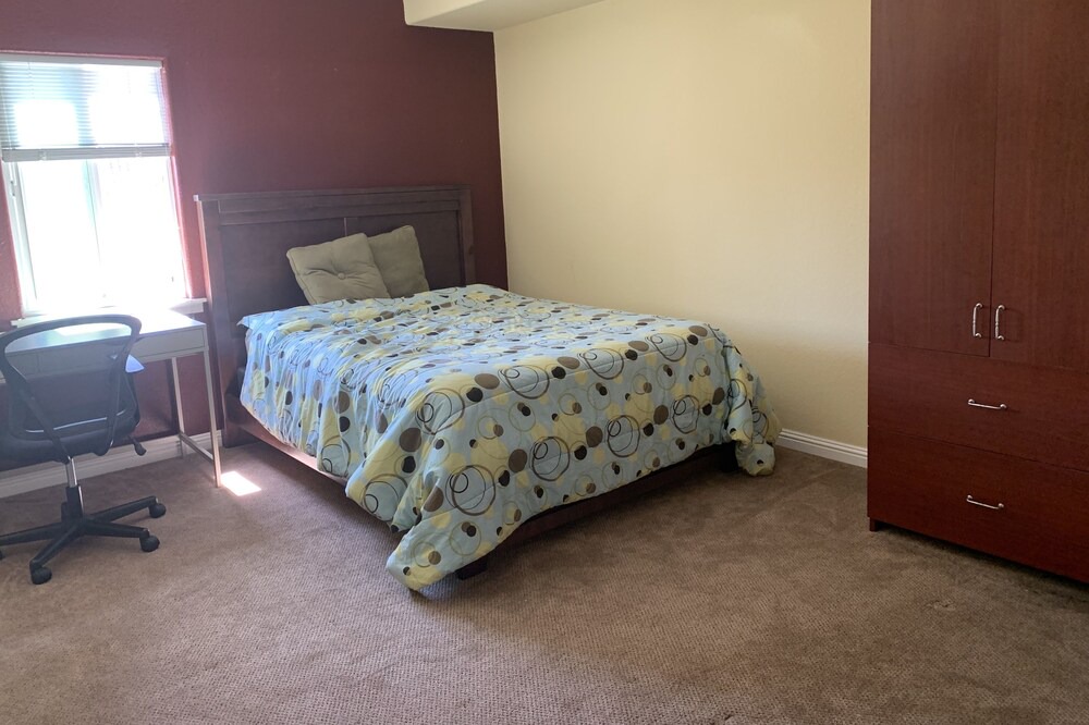 Photo of Bedroom in Loyola