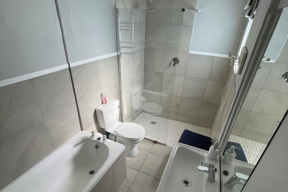 Photo of Bathroom in Bonnievale