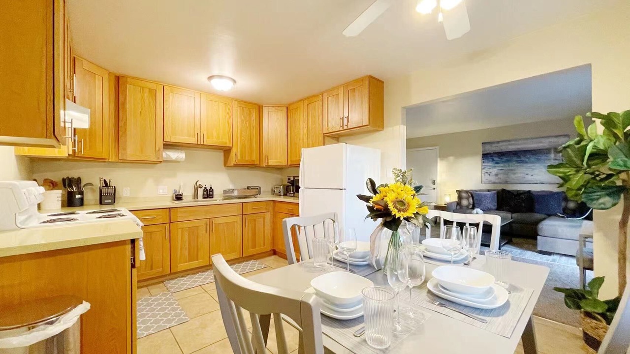 Photo of Kitchen in Shoreline West