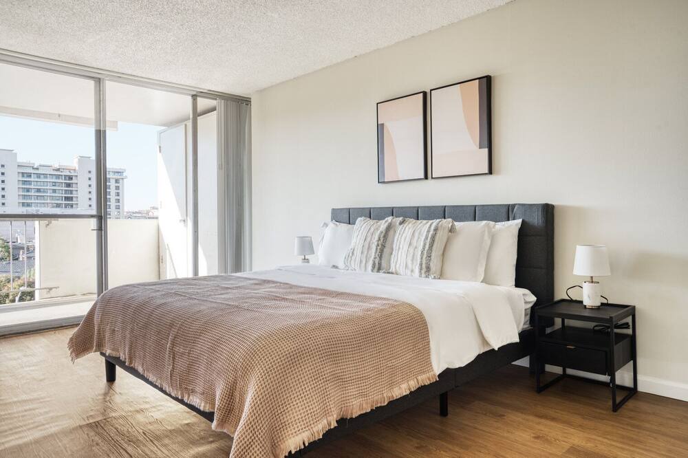 Photo of Bedroom in Central San Mateo