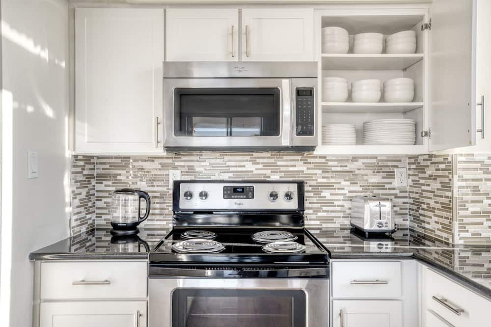 Photo of Kitchen in Central San Mateo