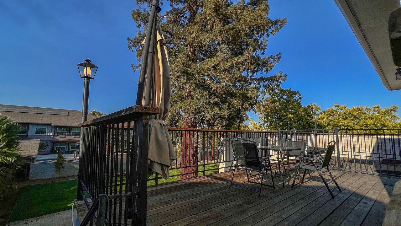 Photo of Outdoor in North Oak Park